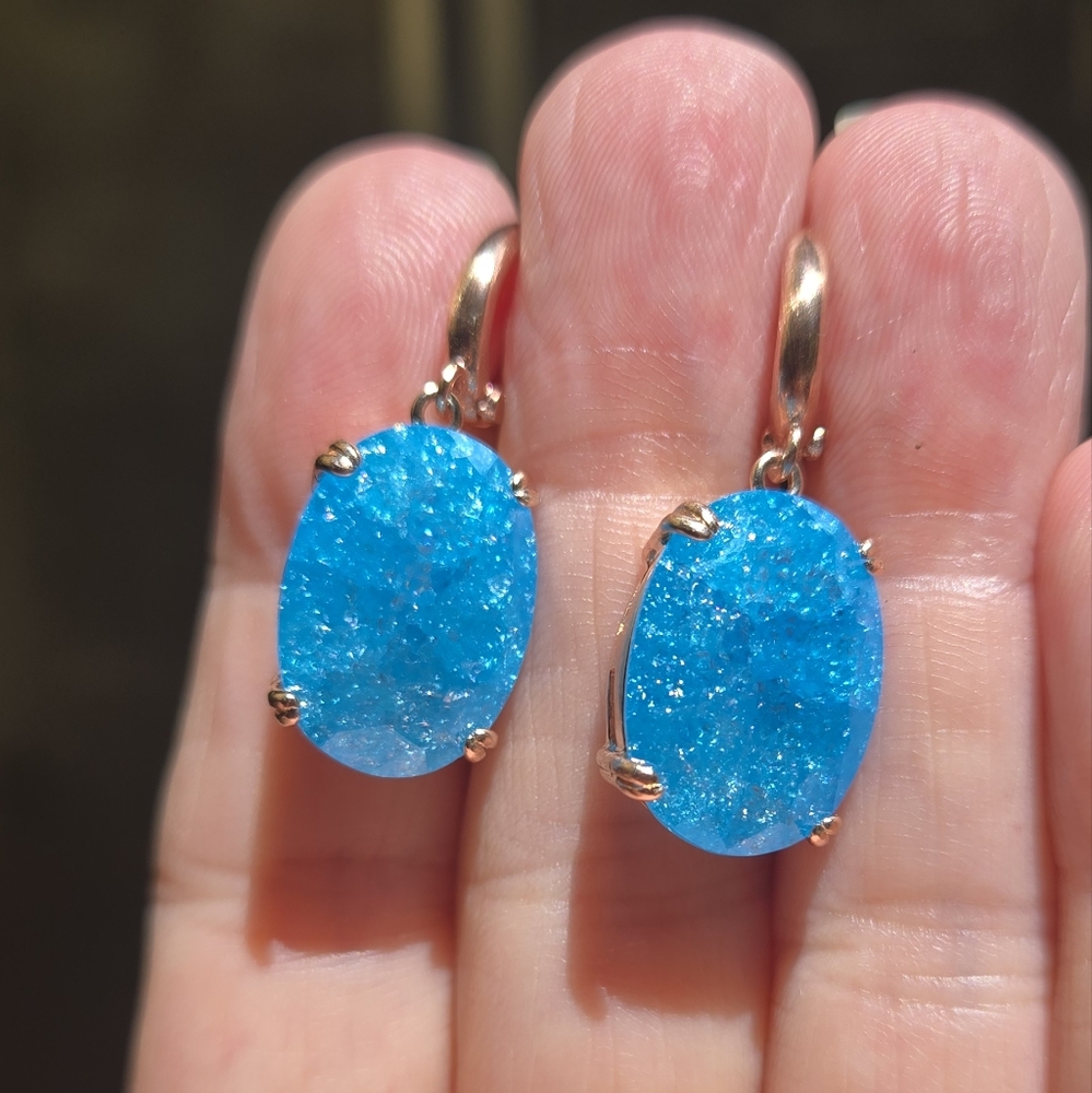 HOST PICK! 🎉🎊Aquamarine "Star" 18k Cushion Cut Sterling & Rosegold Earrings - Picture 9 of 12